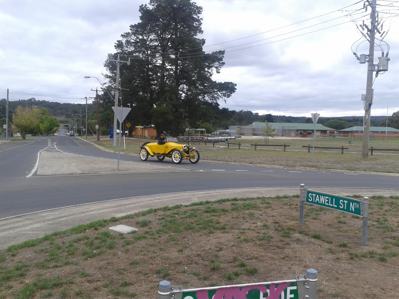 as i was leaving the railway foot bridge i heard this car coming along. no idea as to what it was , as he didn’t stop , but the driver did wave as he went around the corner.